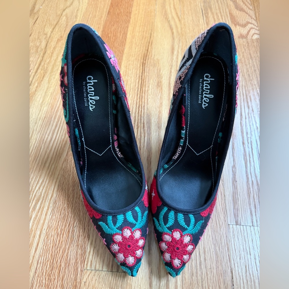 Size 9- Charles By Charles David Black and Red Heels